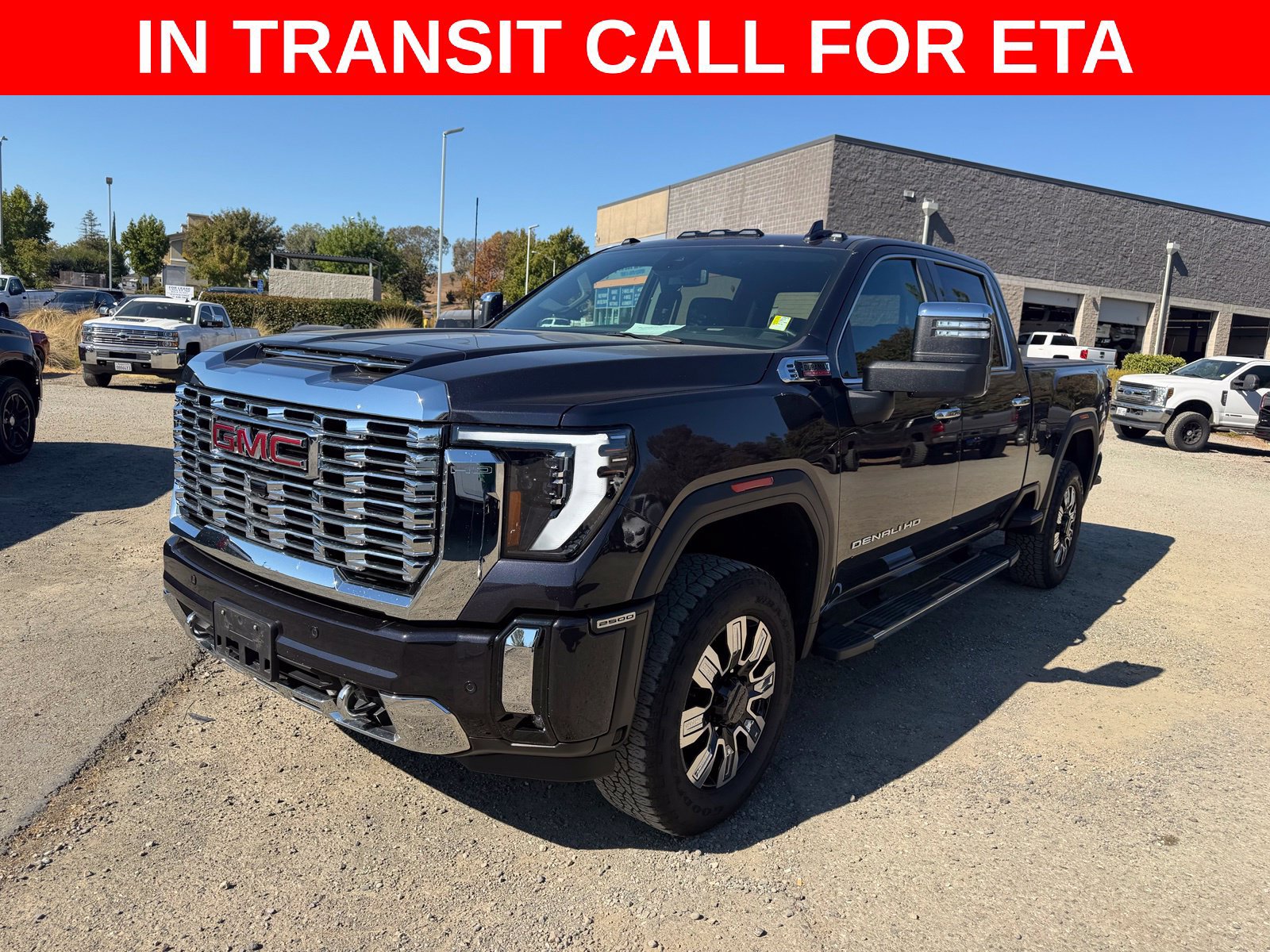 Used 2024 GMC Sierra 2500 Denali AWD/4WD image 1