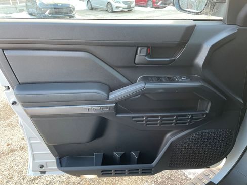 Used 2025 Toyota 4Runner TRD Off-Road image 20