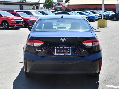 Used 2024 Toyota Corolla LE FWD image 7