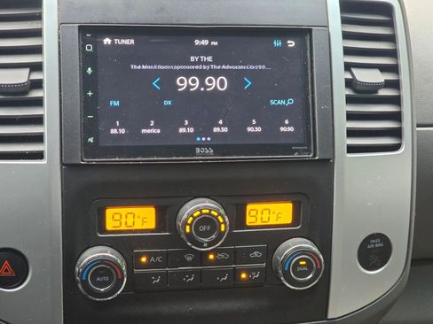 Used 2014 Nissan Frontier SV w/ SV Value Truck Package image 33