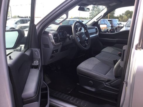 Used 2021 Ford F150 XLT w/ Trailer Tow Package AWD/4WD image 9