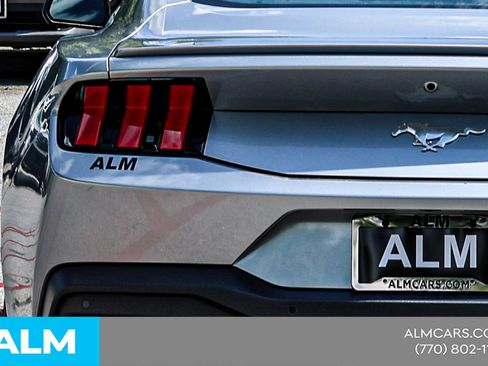 Used 2025 Ford Mustang Premium RWD image 13