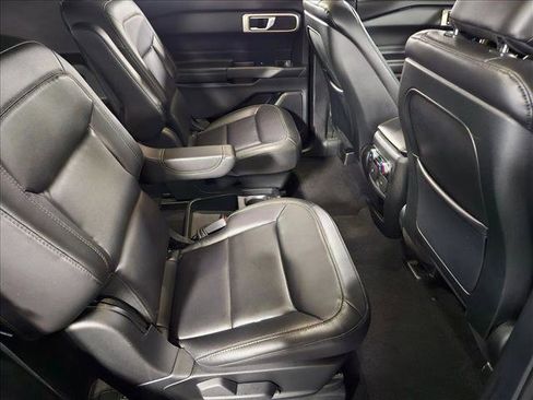 Used 2020 Ford Explorer XLT w/ Equipment Group 202A image 19