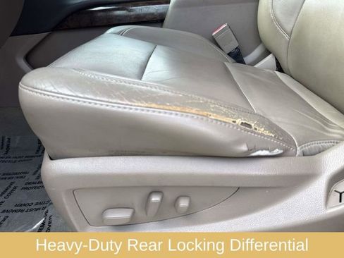 Used 2015 Chevrolet Tahoe LT image 22