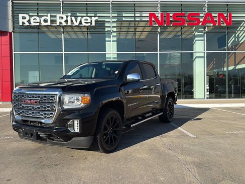 Used 2022 GMC Canyon Denali image 1