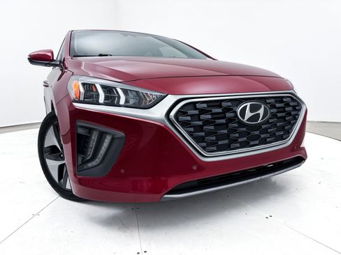Used 2021 Hyundai Ioniq Limited image 9