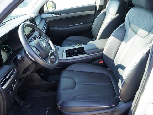Used 2023 Hyundai Palisade SEL AWD/4WD image 4