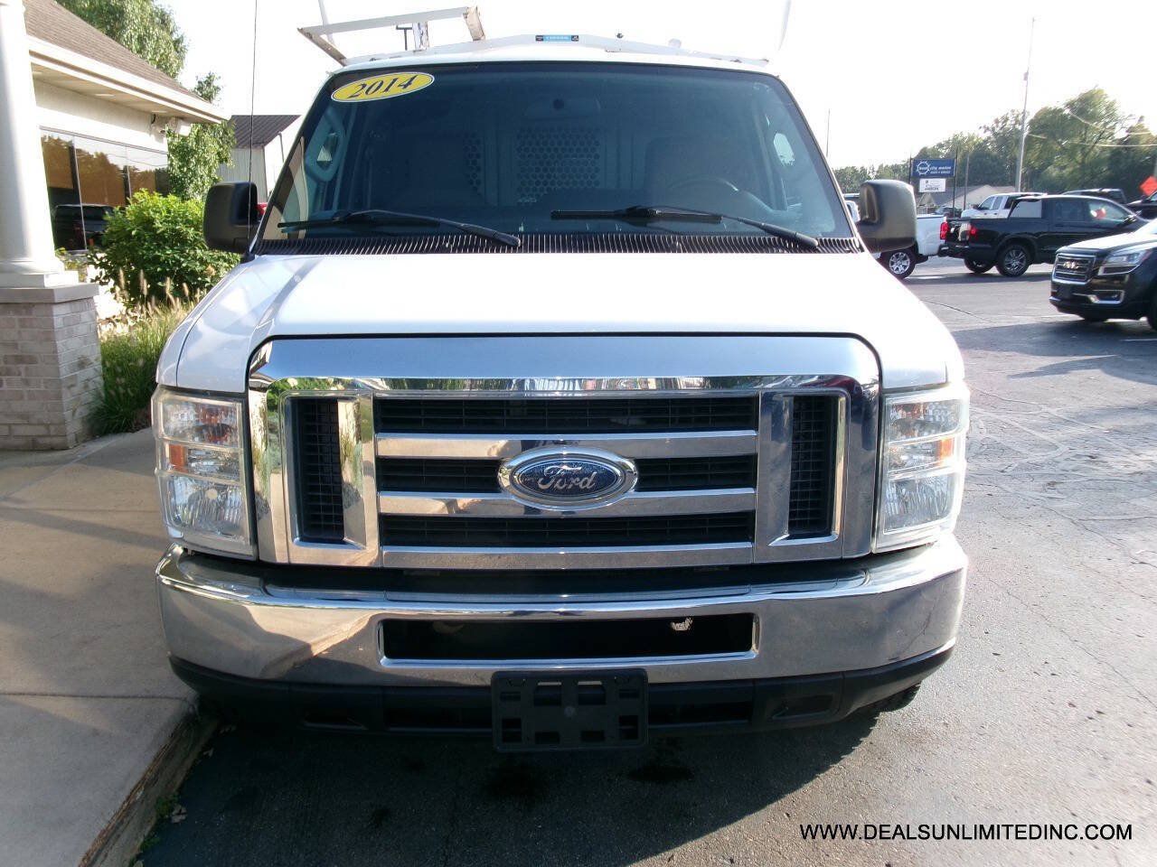 Used 2014 Ford E-250 and Econoline 250 w/ Power Group RWD image 22