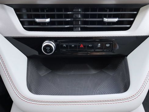 New 2026 Ford Explorer Active AWD/4WD image 9