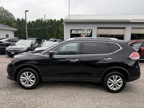 Used 2016 Nissan Rogue SV w/ SV Premium Package AWD/4WD image 11