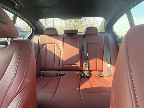 Used 2023 BMW 330e xDrive w/ M Sport Package image 22