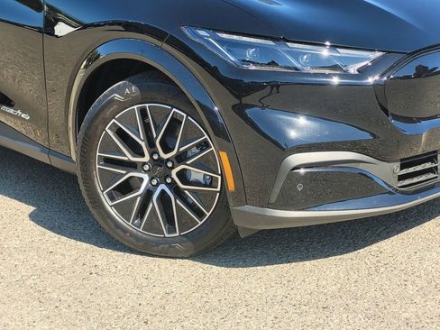 New 2025 Ford Mustang Mach-E Premium image 6