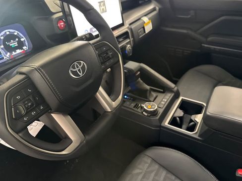 New 2026 Toyota 4Runner TRD Off-Road Premium AWD/4WD image 11