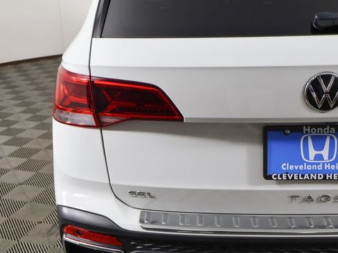 Used 2023 Volkswagen Taos SEL AWD/4WD image 18