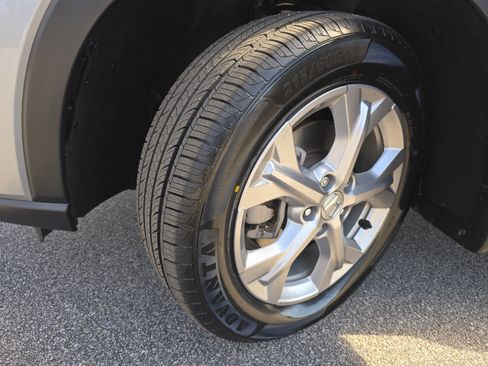 Used 2023 Honda HR-V LX image 27