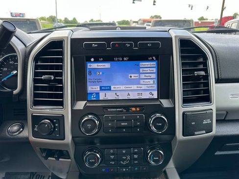 Used 2019 Ford F250 Lariat w/ Lariat Ultimate Package AWD/4WD image 33