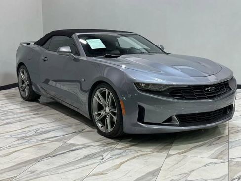Used 2019 Chevrolet Camaro LT image 4