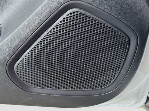 New 2026 Hyundai Venue SE image 14