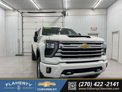Used 2024 Chevrolet Silverado 3500 High Country w/ Technology Package image 1