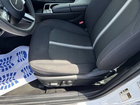 Used 2025 Hyundai Sonata SEL FWD image 27