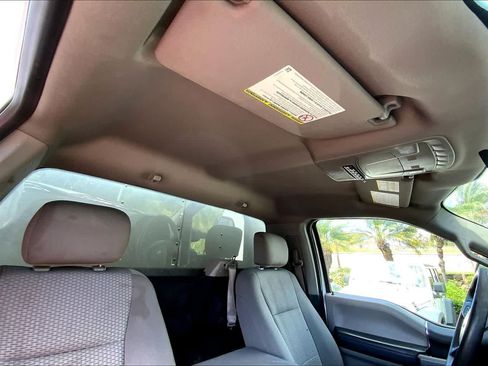 Used 2017 Ford F550 4x4 Regular Cab Super Duty image 29