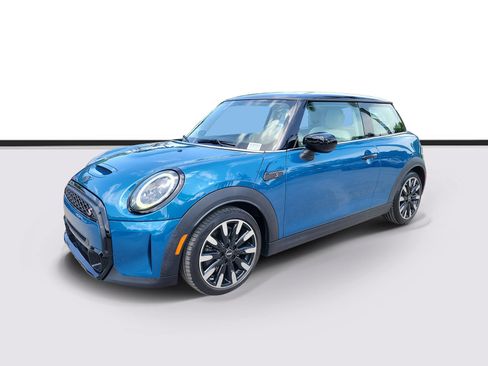 Used 2024 MINI Cooper S FWD image 2