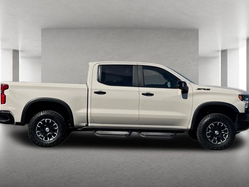 New 2026 Chevrolet Silverado 1500 ZR2 w/ LPO, Dark Essentials Package AWD/4WD image 3