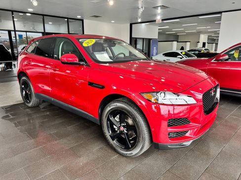 Used 2020 Jaguar F-PACE Prestige image 6