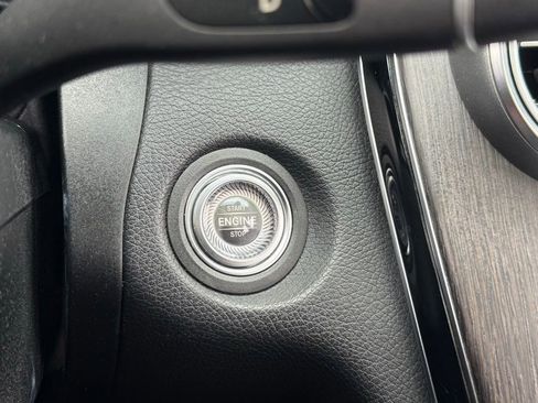 Used 2019 Mercedes-Benz C 300 C 300 image 21