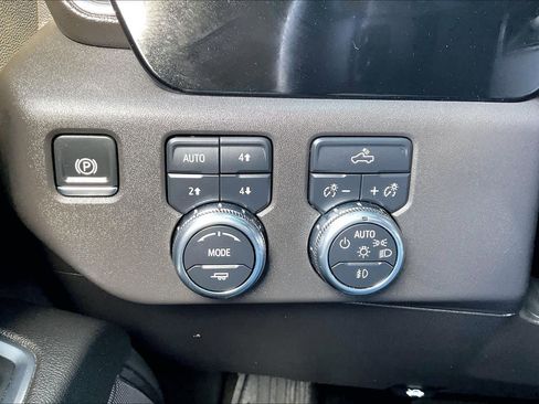 Used 2024 GMC Sierra 1500 Elevation w/ X31 Off-Road Package image 33