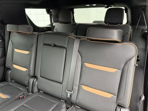 Used 2022 GMC Yukon AT4 image 21