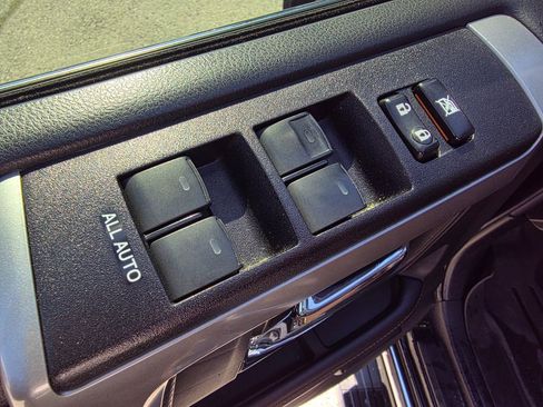 Used 2022 Toyota 4Runner Limited image 12