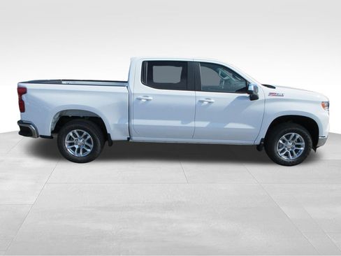 New 2026 Chevrolet Silverado 1500 LT w/ Z71 Off-Road Package AWD/4WD image 7