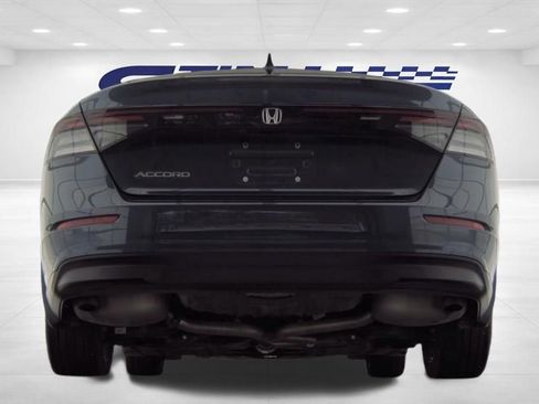 Used 2025 Honda Accord SE image 4