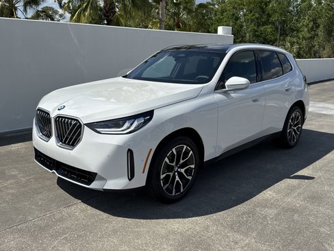 New 2026 BMW X3 xDrive30 w/ Premium Package AWD/4WD image 3