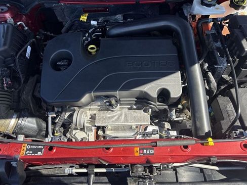 Used 2023 Chevrolet Equinox LT image 28