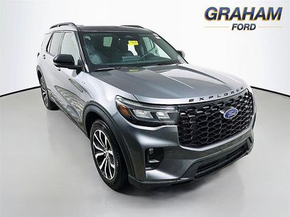 New 2026 Ford Explorer ST-Line