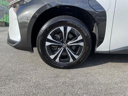 Certified 2024 Toyota bZ4X XLE image 9