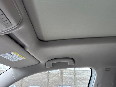 Used 2019 Volkswagen Atlas SEL image 17