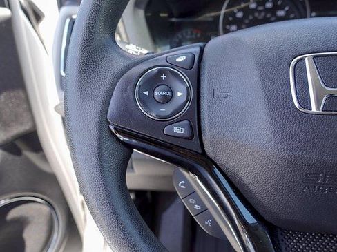 Used 2021 Honda HR-V EX image 14