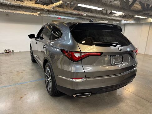 Certified 2023 Acura MDX SH-AWD w/ Technology Package image 9