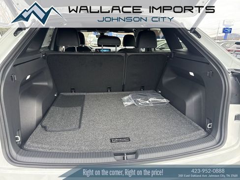 New 2026 Volkswagen Atlas Cross Sport SE image 44