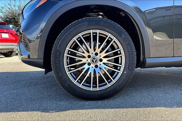 Certified 2026 Mercedes-Benz GLC 300 4MATIC image 10
