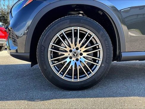 New 2026 Mercedes-Benz GLC 300 GLC 300 image 10