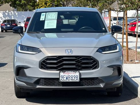 Used 2024 Honda HR-V Sport image 9