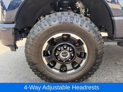 Used 2025 Ford F250 Lariat w/ Lariat Ultimate Package AWD/4WD image 29