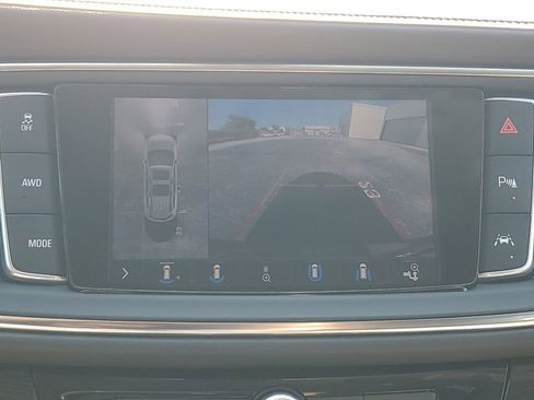 Used 2021 Buick Enclave Avenir w/ Avenir Technology Package AWD/4WD image 18