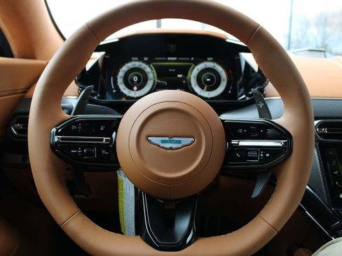 New 2026 Aston Martin V8 Vantage Convertible RWD image 11