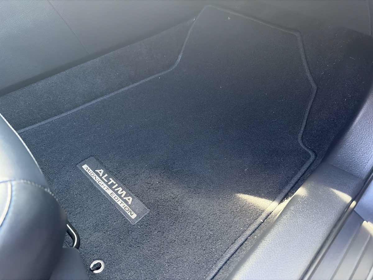 Used 2018 Nissan Altima 2.5 SR w/ SR Midnight Edition FWD image 31