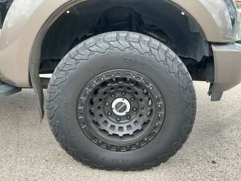 Used 2022 Ford F350 King Ranch w/ Tremor Off-Road Package AWD/4WD image 12